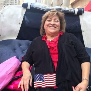 Meet your Posher, Anna